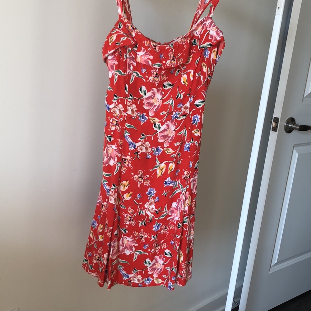 ASTR The Label Red Ruffle Floral Mini Dress S - Picture 5 of 12